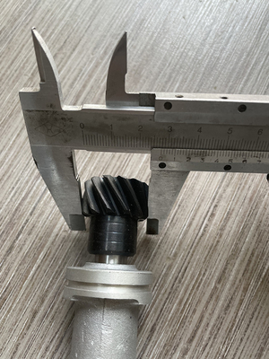 4JB1 Motoronderdelen Olieoverdrachtpomp Hydraulische oliepomp 8-97033-176-3 voor de oliestroom
