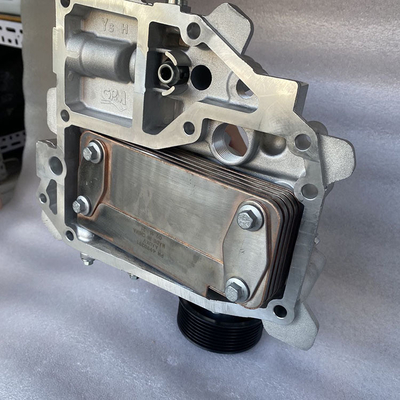 Efficiënt ontworpen 4990291 5567551 Dieselmotor olie koeler voor Cummins 3.8 motor