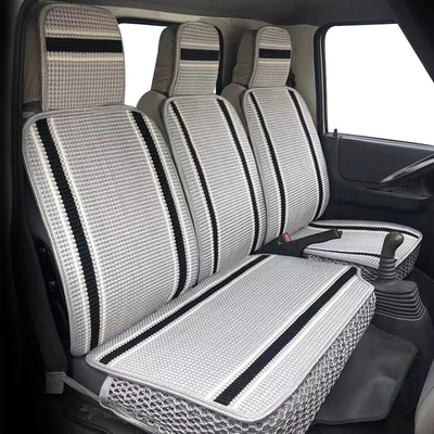 Adembenemend plastic stoelbedekking voor comfortabel rijden in de winter in de bevrijdingswagen