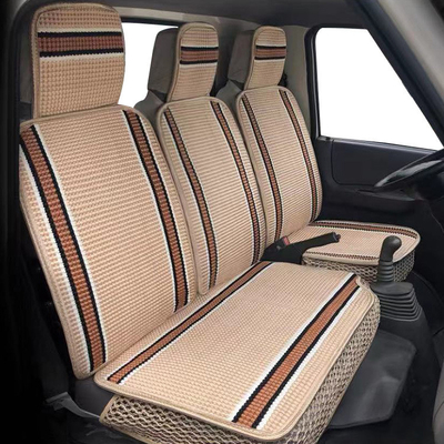 Adembenemend plastic stoelbedekking voor comfortabel rijden in de winter in de bevrijdingswagen